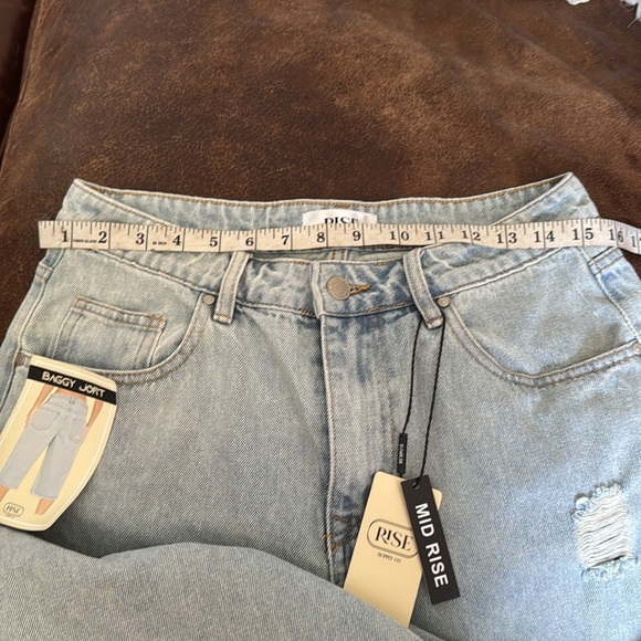 Brand new denim distressed jorts so
Cool - Picture 4 of 6